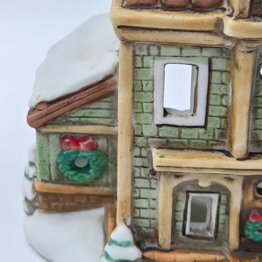 Lefton Colonial Village House Votive Candle Holder Designed by Byron Wood - Picture 14 of 15